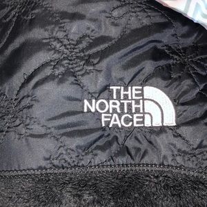 black north face fleece